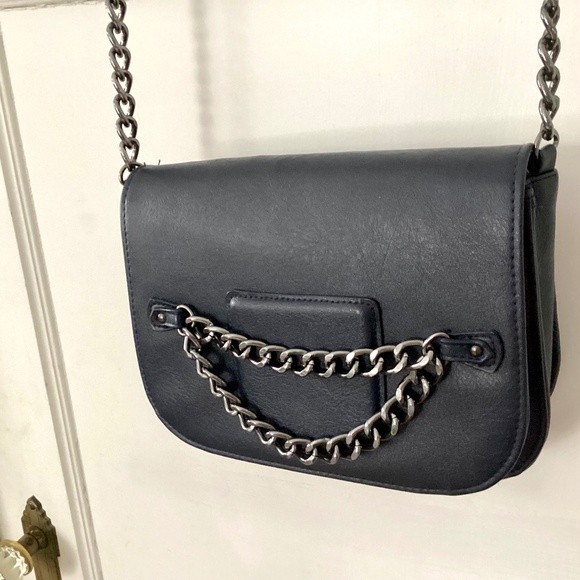 Rampage Handbags - Rampage Faux Leather Gray Chain Strap Crossbody Purse gunmetal chain accents New